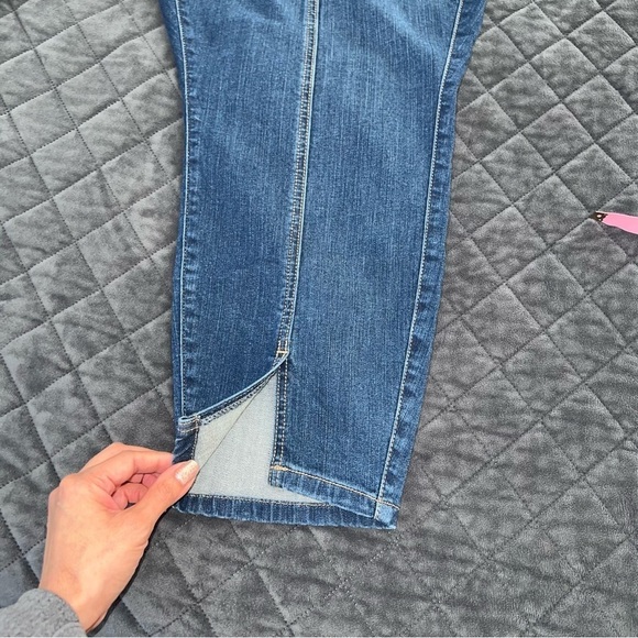 Torrid Jeans Women Size 26 S Bombshell Skinny Premium Slit Front Stretch D - Picture 14 of 14